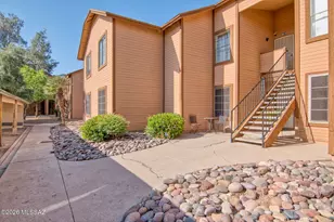 5614 S Wood Crest Dr, Tucson, AZ 85746 - Photo 1