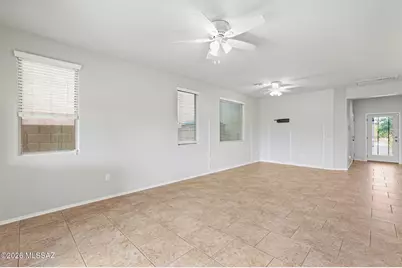 10688 E Sanctuary Ridge Lane, Tucson, AZ 85747 - Photo 4