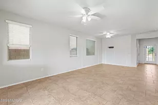 10688 E Sanctuary Ridge Ln, Tucson, AZ 85747 - Photo 4