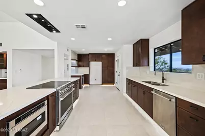 4061 N VÃ­a Bronzino, Tucson, AZ 85750 - Photo 12