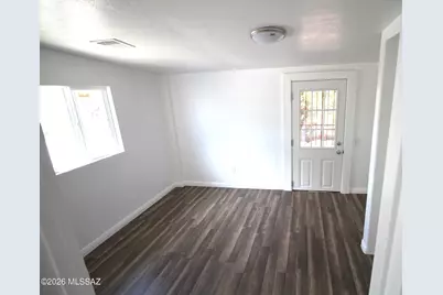 104 W District Street, Tucson, AZ 85712 - Photo 8