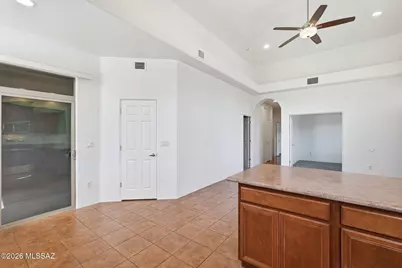 5739 W Treasure Point Place, Tucson, AZ 85713 - Photo 16