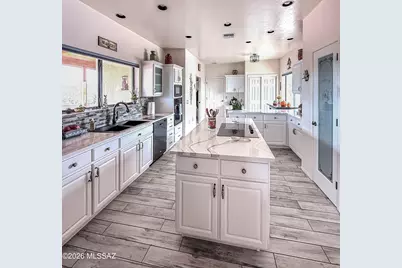 250 W Calle Lecho, Green Valley, AZ 85622 - Photo 12