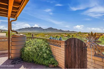 1051 W Camino Velasquez, Green Valley, AZ 85622 - Photo 38