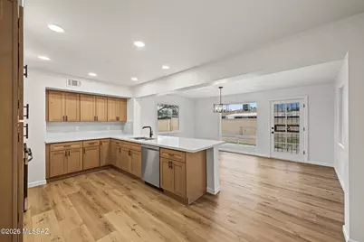 5632 E Calle Aurora, Tucson, AZ 85711 - Photo 2