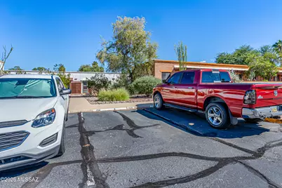 160 S Paseo Pena #B, Green Valley, AZ 85614 - Photo 24