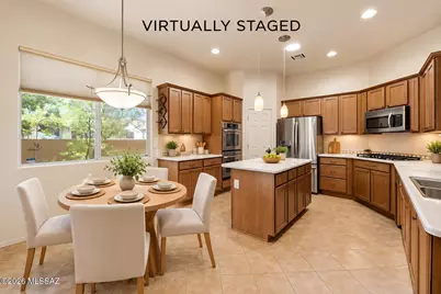 10414 E Jarod James Place, Tucson, AZ 85747 - Photo 8