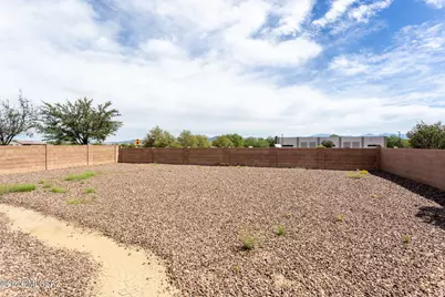 13004 N Lea Maw Drive, Marana, AZ 85653 - Photo 32