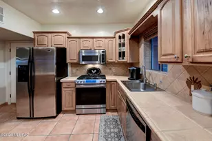 361 E Placita Idilio, Green Valley, AZ 85614 - Photo 12