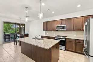 1377 E Basalt Dr, Green Valley, AZ 85614 - Photo 12