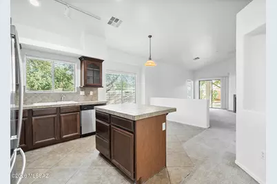 376 E Camino Del Abeto, Sahuarita, AZ 85629 - Photo 8