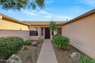 10131 E Hummingbird Meadow Way, Tucson, AZ 85747 - Photo 10