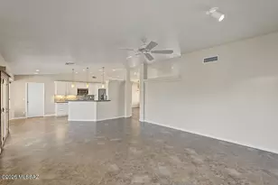 10131 E Hummingbird Meadow Way, Tucson, AZ 85747 - Photo 16