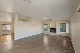 10131 E Hummingbird Meadow Way, Tucson, AZ 85747 - Photo 18