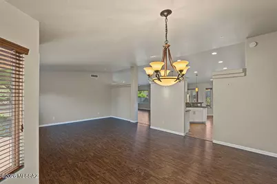 10131 E Hummingbird Meadow Way, Tucson, AZ 85747 - Photo 12