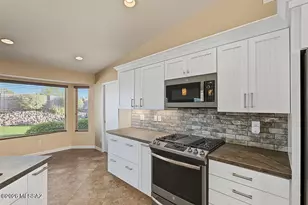 10131 E Hummingbird Meadow Way, Tucson, AZ 85747 - Photo 24