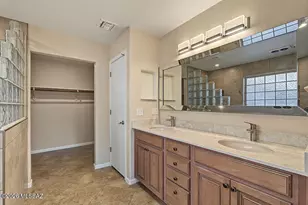 10131 E Hummingbird Meadow Way, Tucson, AZ 85747 - Photo 32
