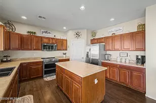 21164 E Patriot Ln, Red Rock, AZ 85145 - Photo 16