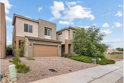 8833 N Sherry Cervi Way, Tucson, AZ 85743 - Photo 1