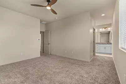 8833 N Sherry Cervi Way, Tucson, AZ 85743 - Photo 28