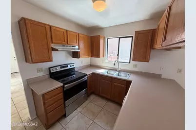1634 E Calle Grandiosa, Tucson, AZ 85706 - Photo 6