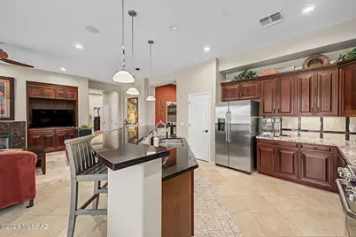 887 W Calle Artistica, Green Valley, AZ 85614 - Photo 18