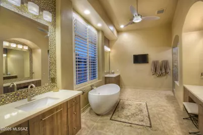 5747 W Silent Wash Place, Marana, AZ 85658 - Photo 8