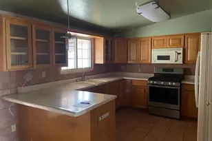 833 W Hawaii Dr, Tucson, AZ 85706 - Photo 4