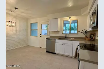 7136 E 38th Street, Tucson, AZ 85730 - Photo 6