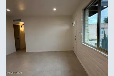 7136 E 38th Street, Tucson, AZ 85730 - Photo 4