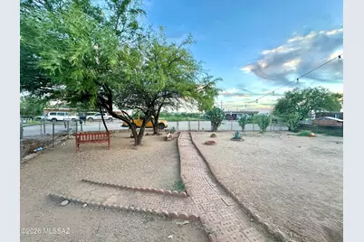 6952 W Tumbling T, Tucson, AZ 85757 - Photo 18