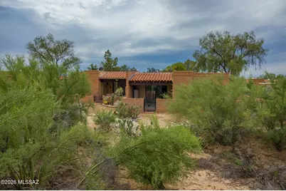 1738 W Dalehaven Circle, Tucson, AZ 85704 - Photo 2
