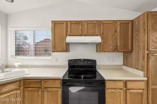 1601 Huron St, Rio Rico, AZ 85648 - Photo 18