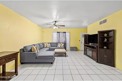 1665 W Calle Del Rey, Tucson, AZ 85713 - Photo 4