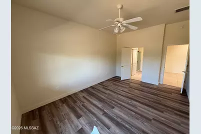 991 W VÃ­a De La Fonda, Green Valley, AZ 85614 - Photo 12