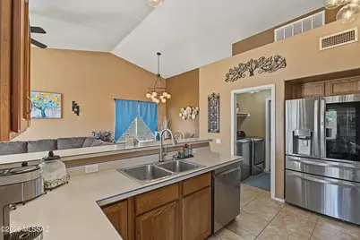 10050 E Paseo San Bernardo, Tucson, AZ 85747 - Photo 6