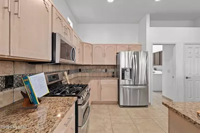 2172 W Calle Casas Lindas, Green Valley, AZ 85622 - Photo 14