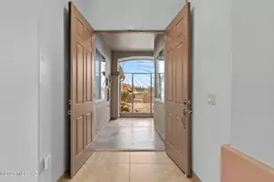 2172 W Calle Casas Lindas, Green Valley, AZ 85622 - Photo 8