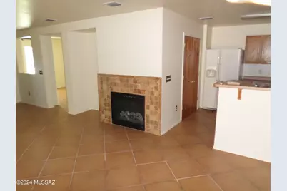 2743 N Saramano Lane, Tucson, AZ 85712 - Photo 4