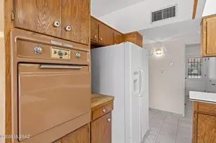 6931 E Edgemont St, Tucson, AZ 85710 - Photo 16