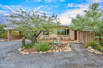 2402 W Wagon Wheel Drive, Tucson, AZ 85745 - Photo 4