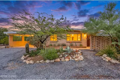 2402 W Wagon Wheel Drive, Tucson, AZ 85745 - Photo 1