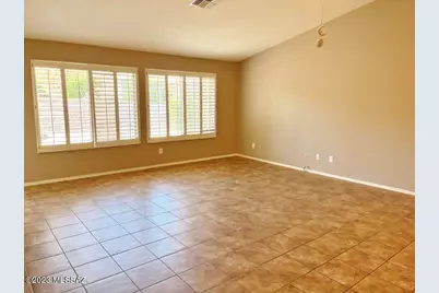 2050 E Cypress Canyon Drive, Green Valley, AZ 85614 - Photo 4