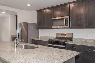 34913 S Iron Jaw Dr, Red Rock, AZ 85145 - Photo 2