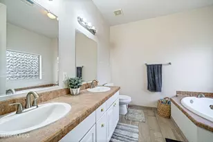6204 S Blue Water Dr, Tucson, AZ 85706 - Photo 24