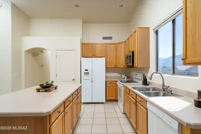 11621 N Quandry Drive, Tucson, AZ 85737 - Photo 10