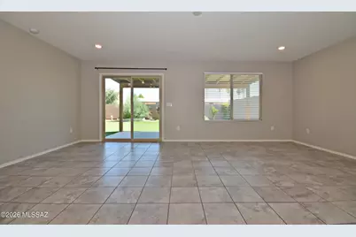 6043 S Antrim Loop, Tucson, AZ 85706 - Photo 10