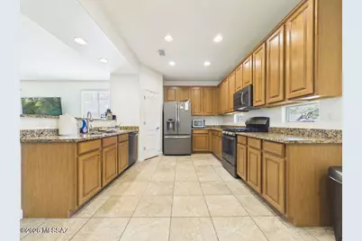 12911 N Shell Traders Court, Oro Valley, AZ 85755 - Photo 8