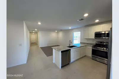 8341 S Clara Roberts Way, Vail, AZ 85641 - Photo 2