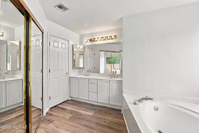 11079 N Mountain Breeze Drive, Oro Valley, AZ 85737 - Photo 24